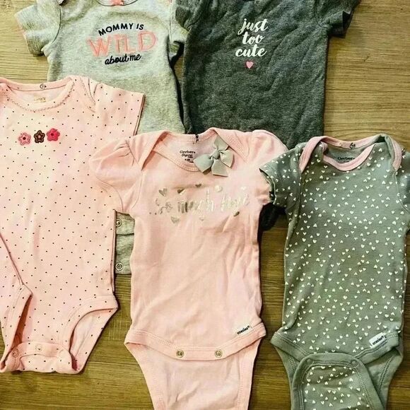 Other - BUNDLE**5 adorable onesies 